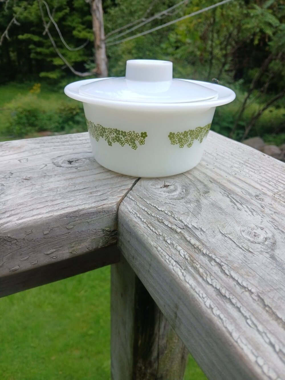 Vintage Pyrex Spring Blossom Green Crazy Daisy Butter Tub Dish Plastic Lid USA - Picture 14 of 17